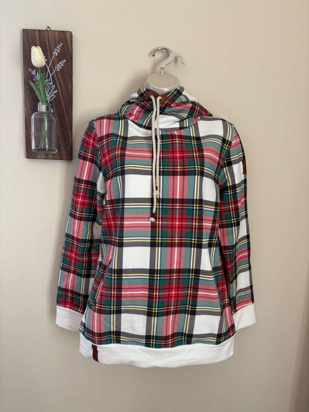 Ampersand Plaid Drawstring Hoodie - Red, Green, White
